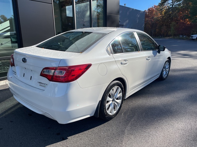 2017 Subaru Legacy 2.5i photo 3