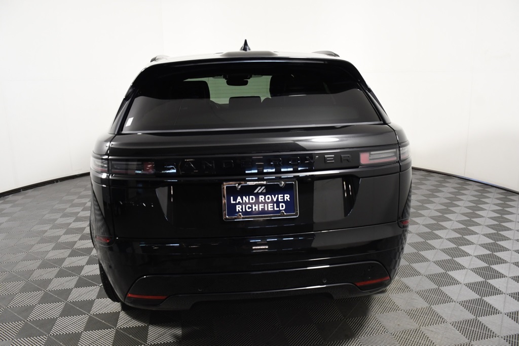 2025 Land Rover Range Rover Velar SE photo 4