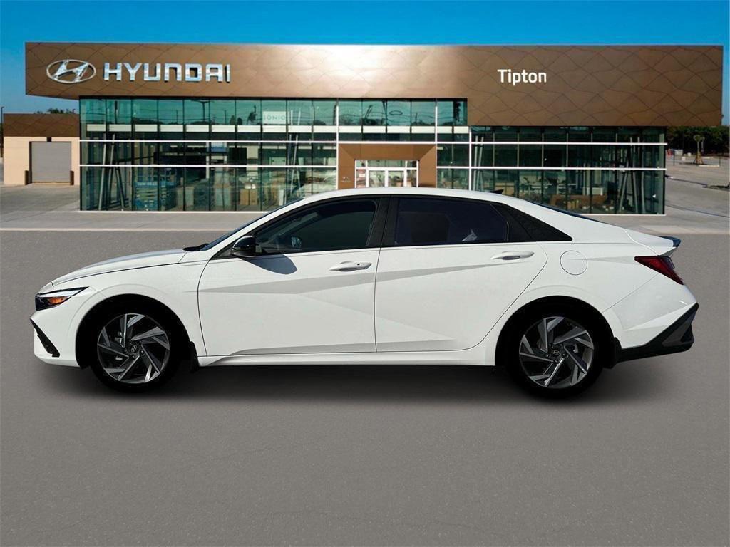 2025 Hyundai Elantra Hybrid SEL Sport photo 3
