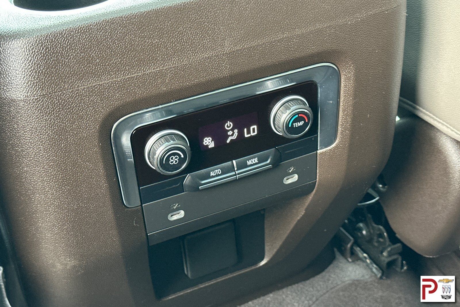 2021 Chevrolet Tahoe Z71 photo 14