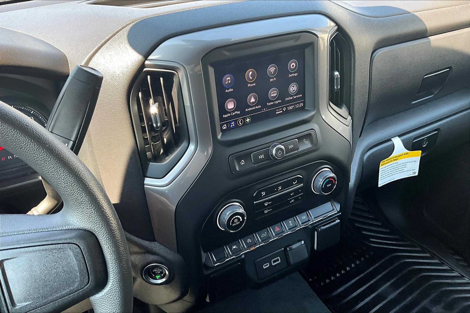 2023 Chevrolet Silverado 1500 Custom photo 6