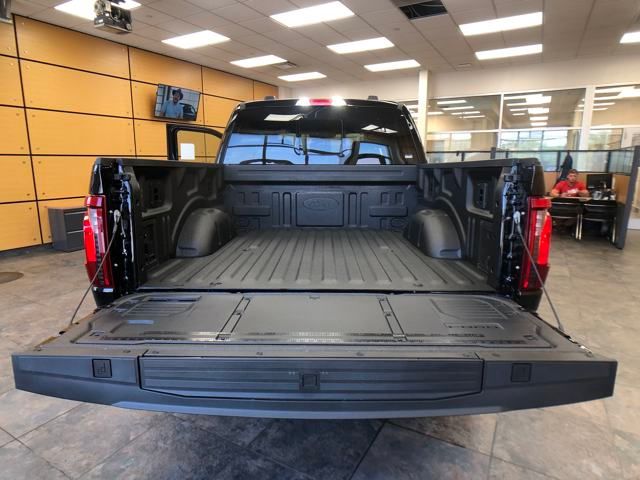 2025 Ford F-150 XLT photo 22