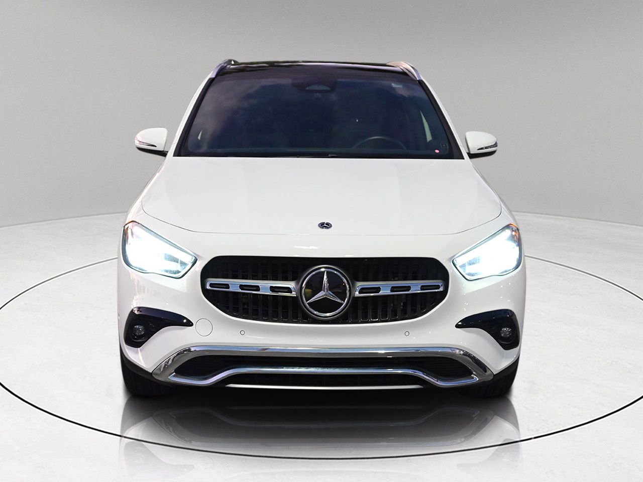 2025 Mercedes Benz GLA 250 photo 2
