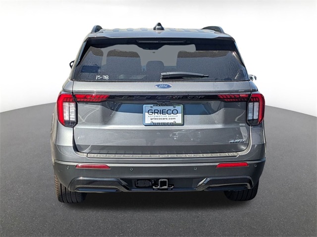 2025 Ford Explorer ST-Line photo 3