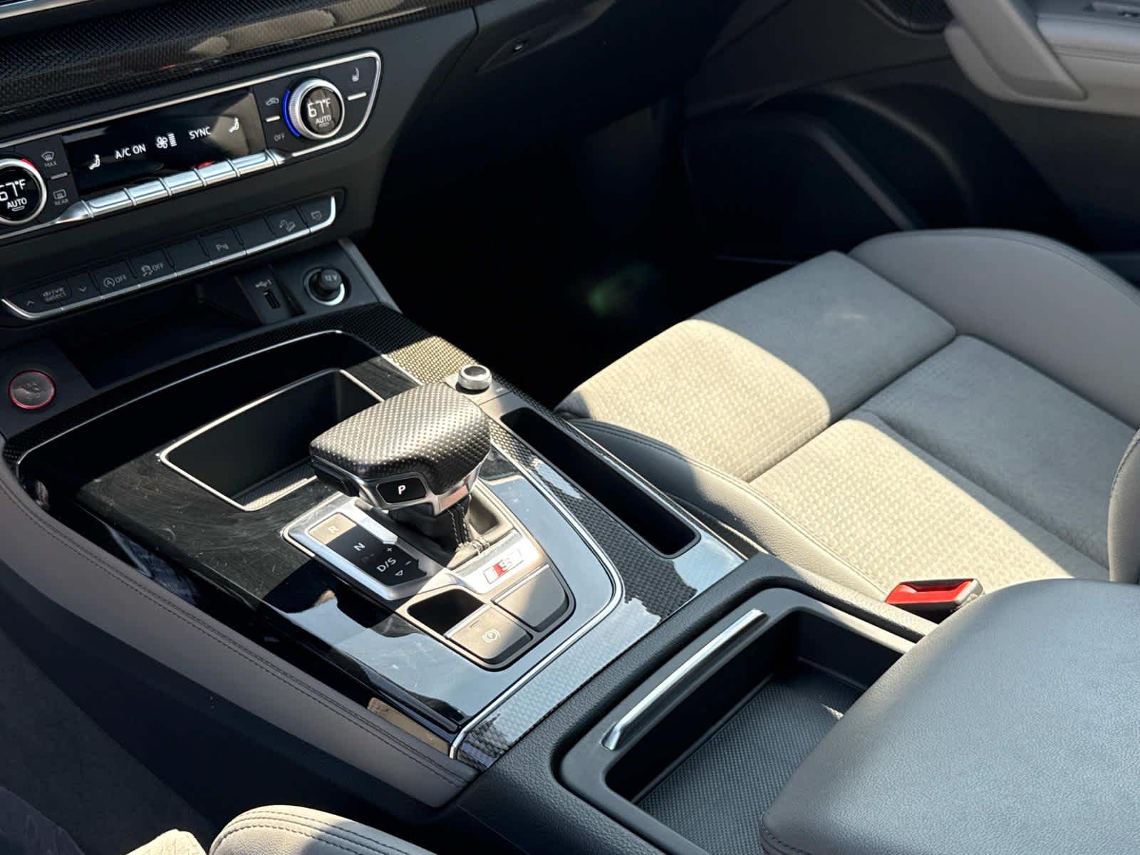 2022 Audi SQ5 Premium Plus photo 21
