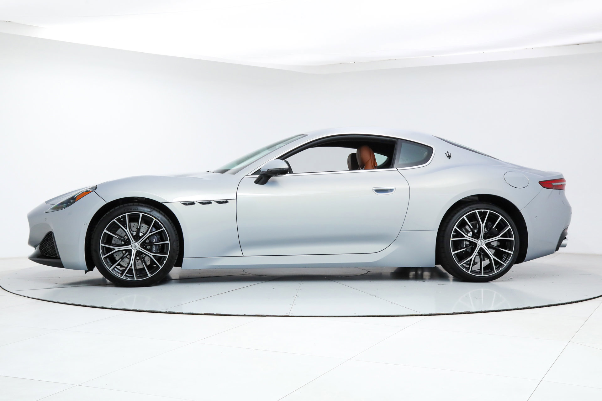 2026 Maserati Granturismo Modena photo 2