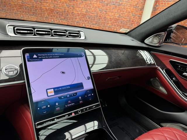 2022 Mercedes Benz S 580 4MATIC photo 16