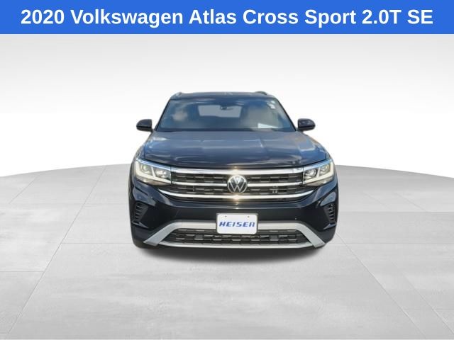 2020 Volkswagen Atlas Cross Sport SE photo 3