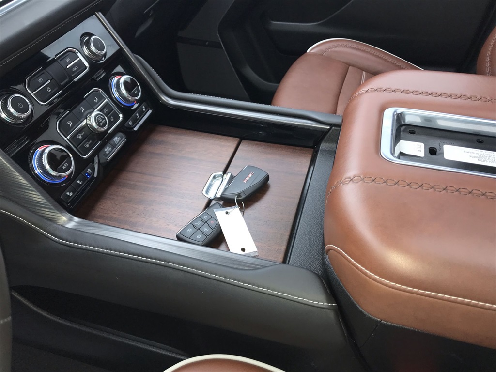 2024 Gmc Yukon Denali Ultimate photo 21