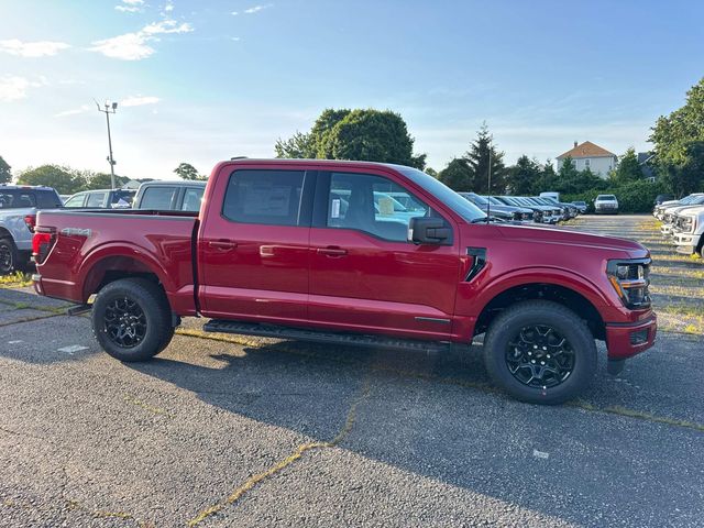 2025 Ford F-150 XLT photo 2