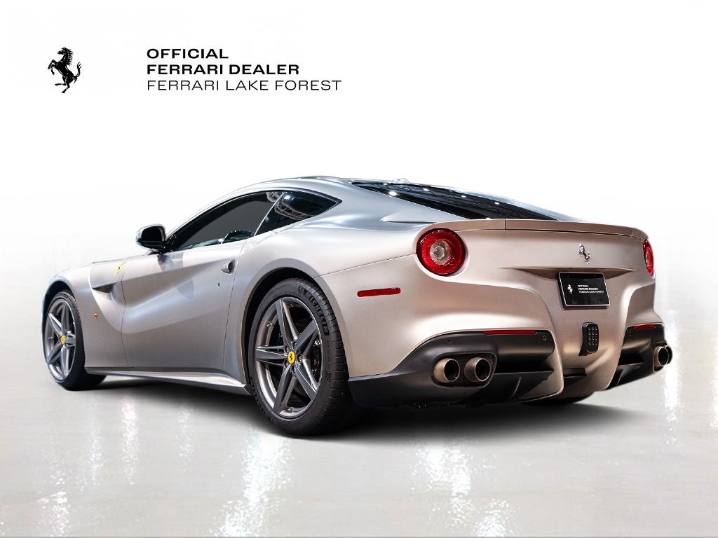 2013 Ferrari F12 Berlinetta Berlinetta photo 2