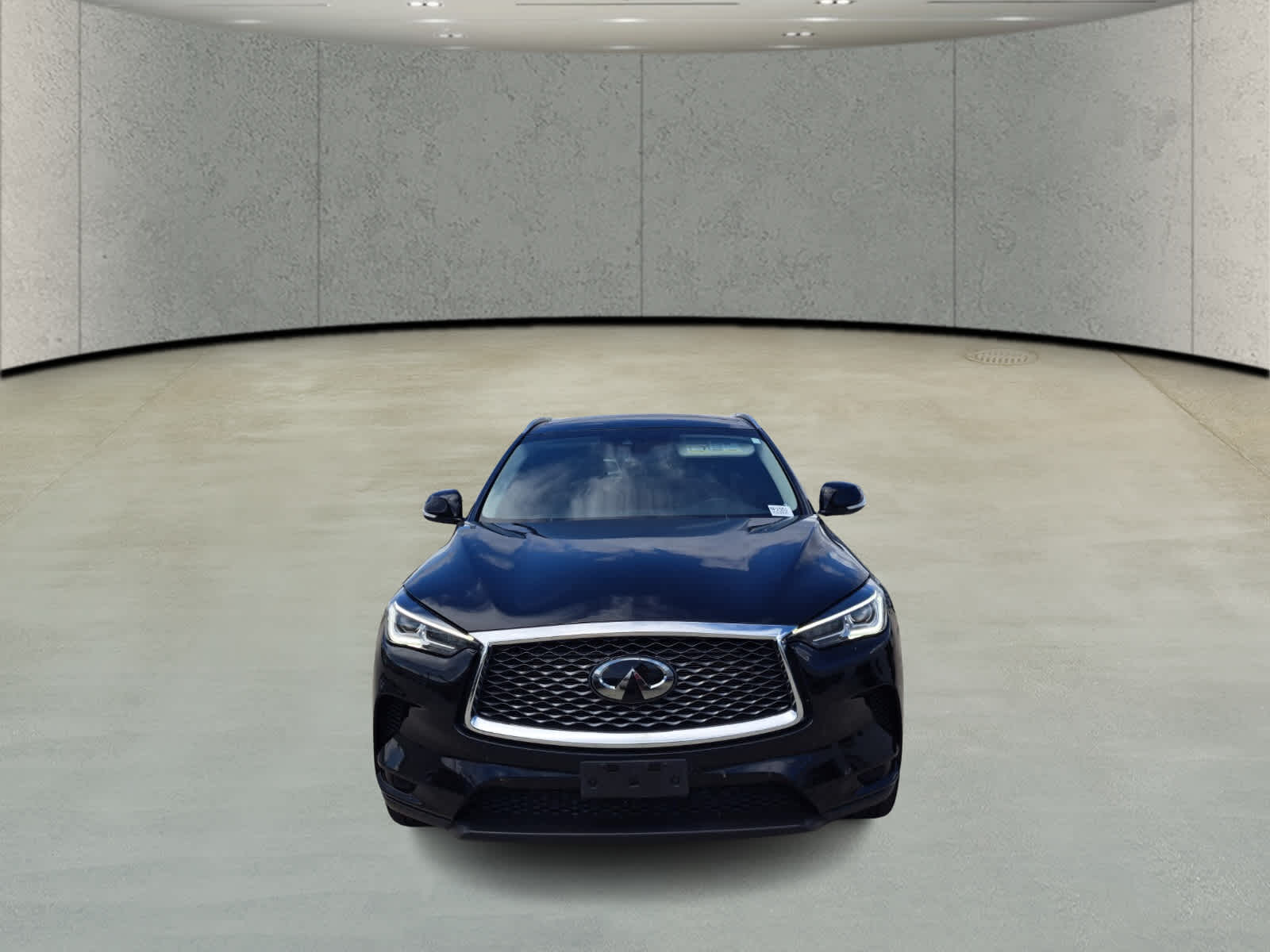 2023 Infiniti QX50 Luxe photo 2