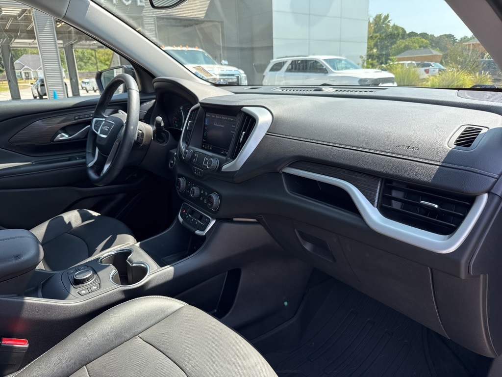 2024 Gmc Terrain SLT photo 28