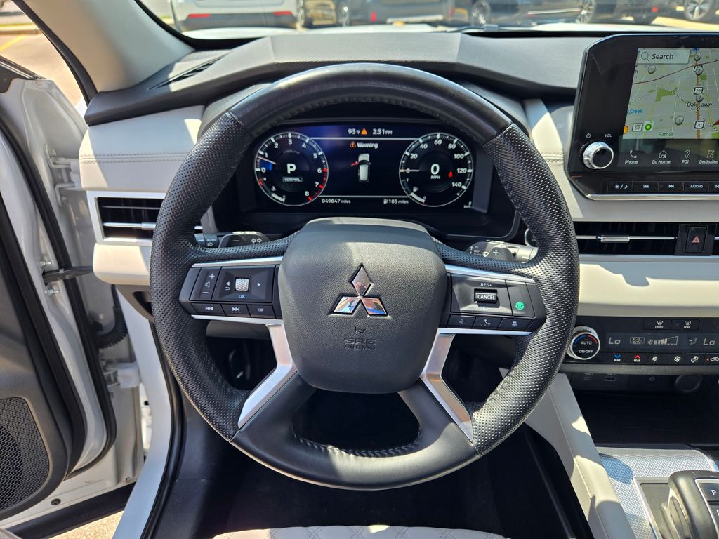 2023 Mitsubishi Outlander SEL photo 29
