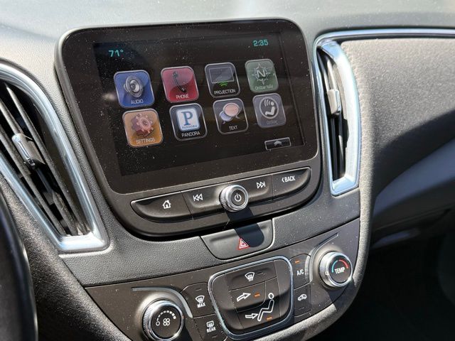 Used 2016 Iridescent Pearl Tricoat Chevrolet LT image 26