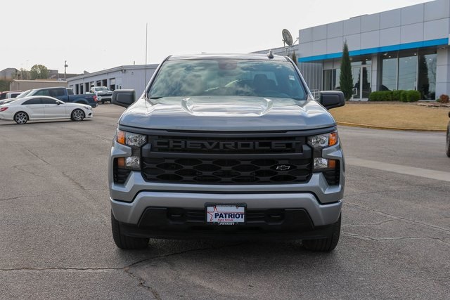 Used 2024 Gray Chevrolet Custom image 3