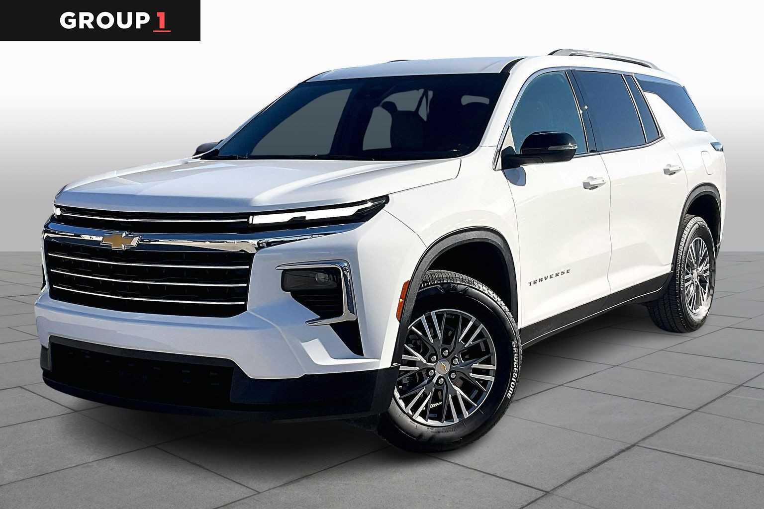 2025 Chevrolet Traverse LT's photo