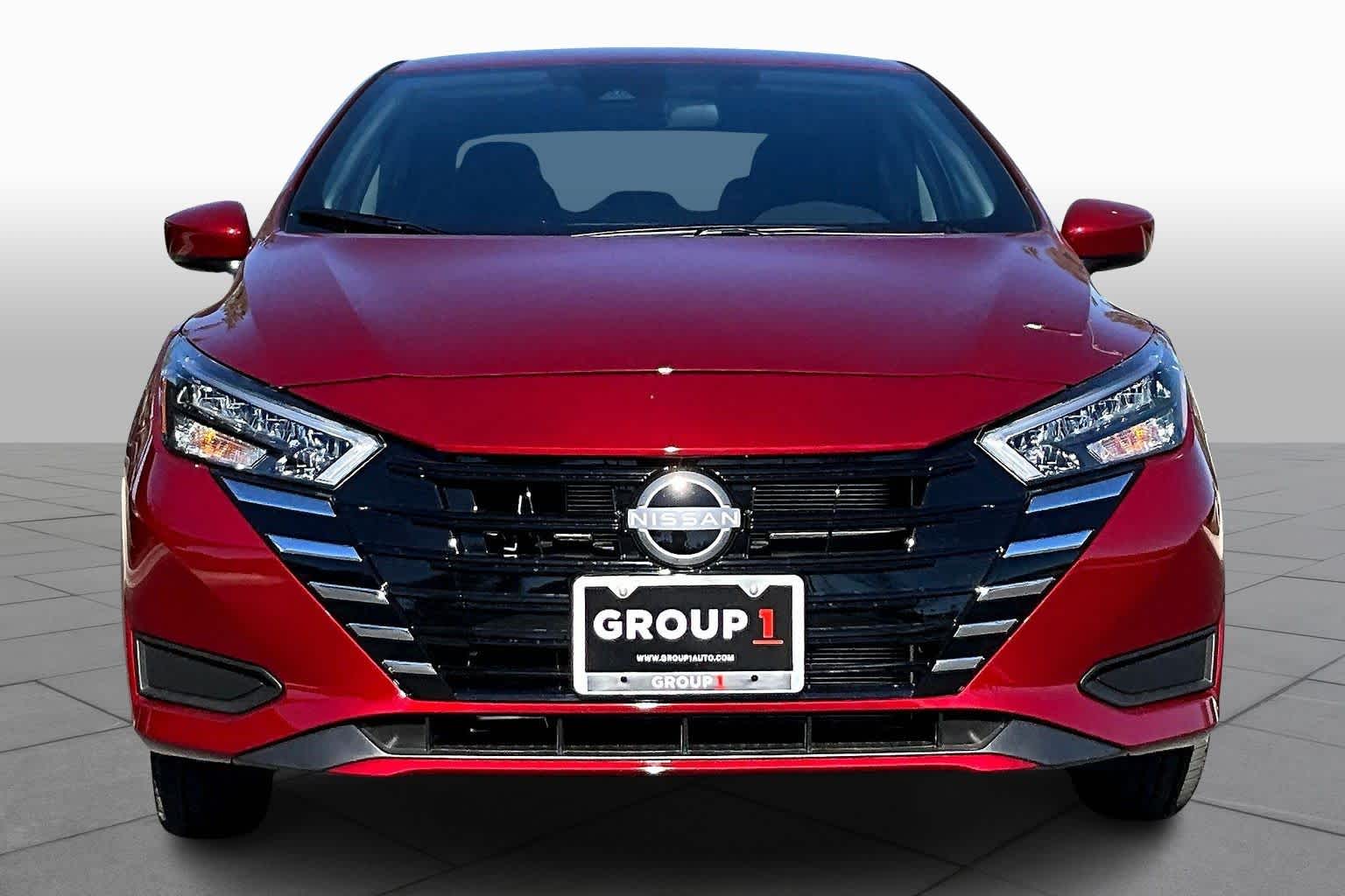 2025 Nissan Versa SV photo 3