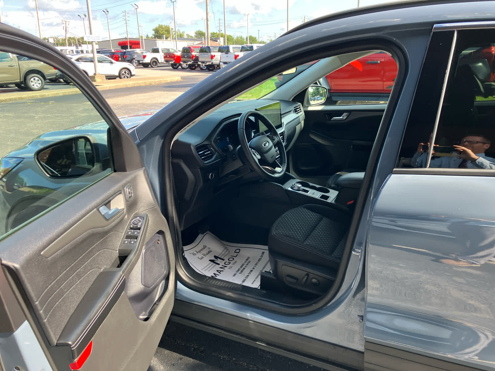 2023 Ford Escape Active photo 2