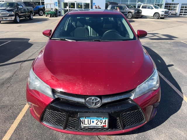 2015 Toyota Camry XSE photo 2
