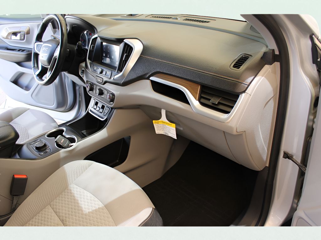 2020 Gmc Terrain SLE photo 17
