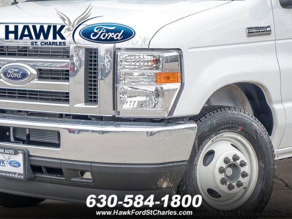 2024 Ford E-350 photo 4