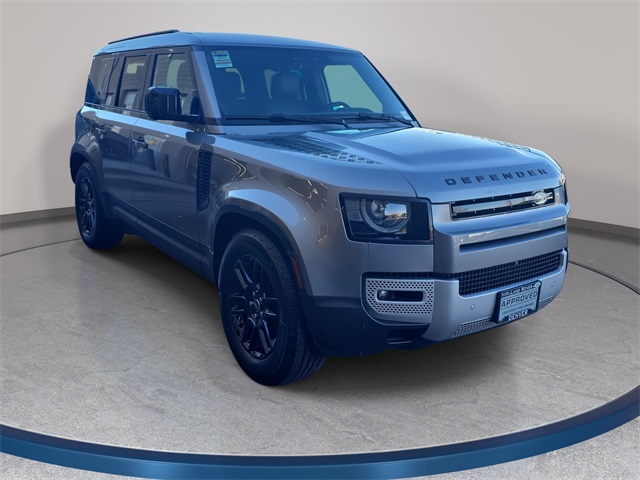 2024 Land Rover Defender 110 S photo 2