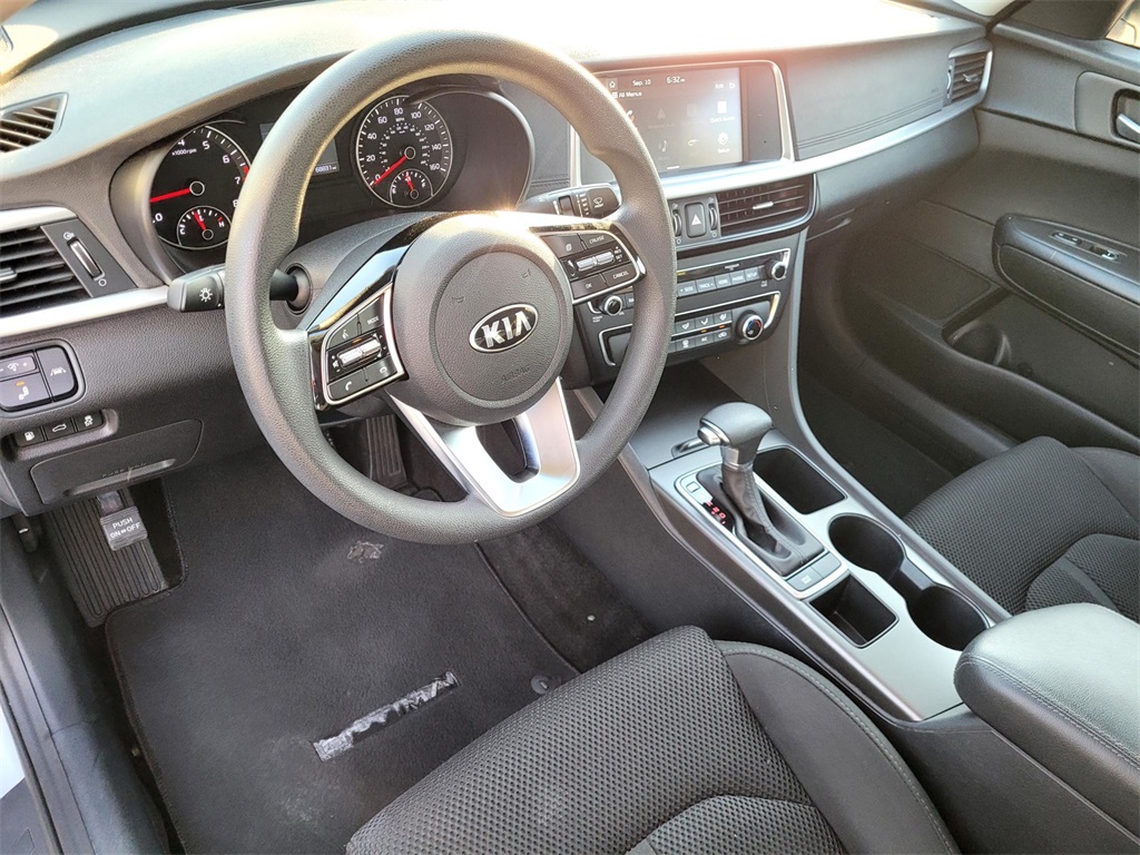 2019 Kia Optima LX photo 13