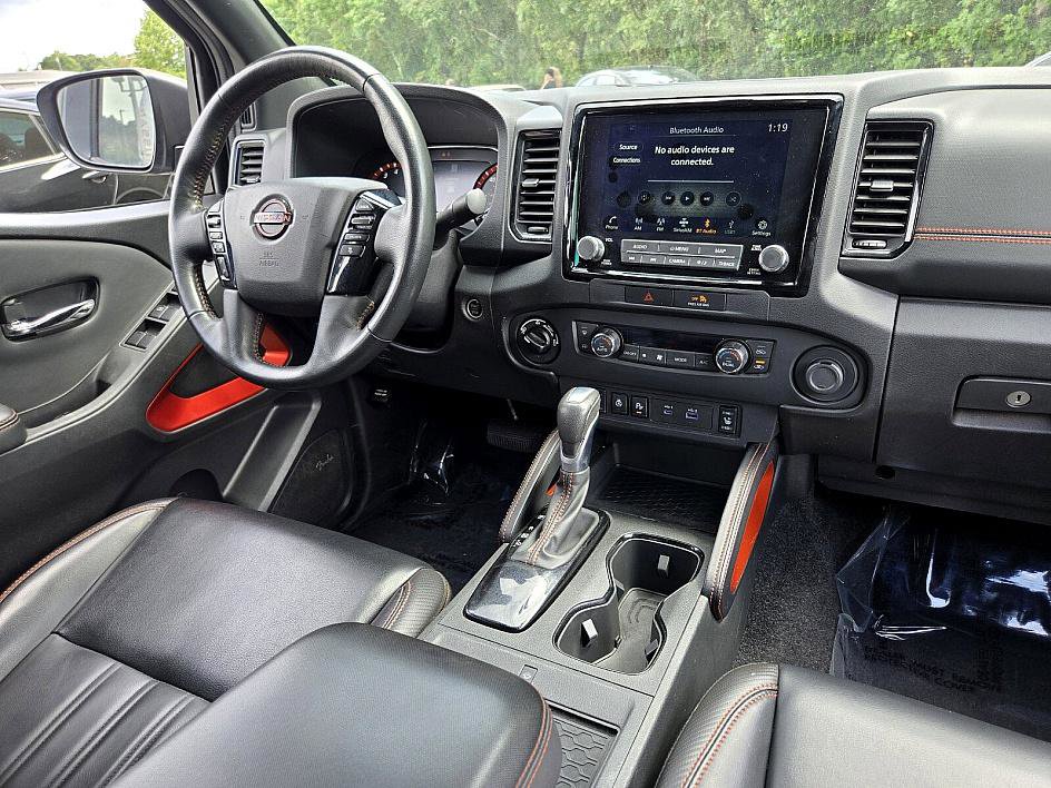 2023 Nissan Frontier PRO-4X photo 13