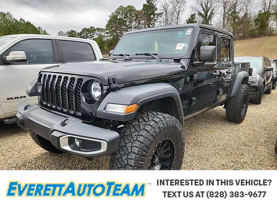 2023 Jeep Gladiator Sport's photo