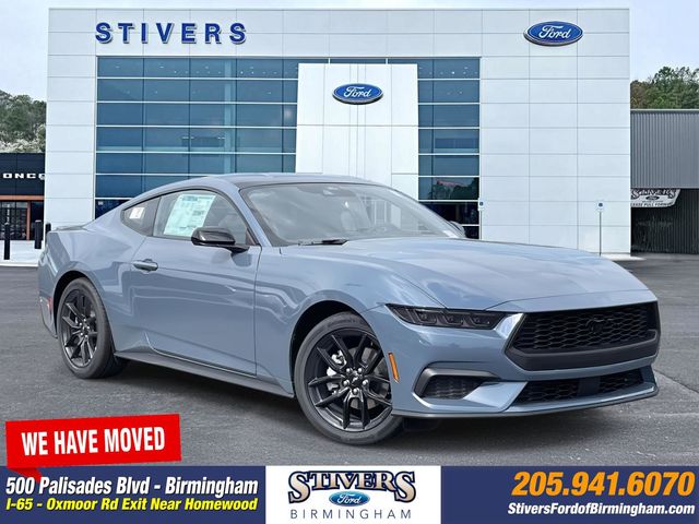 2025 Ford Mustang EcoBoost's photo