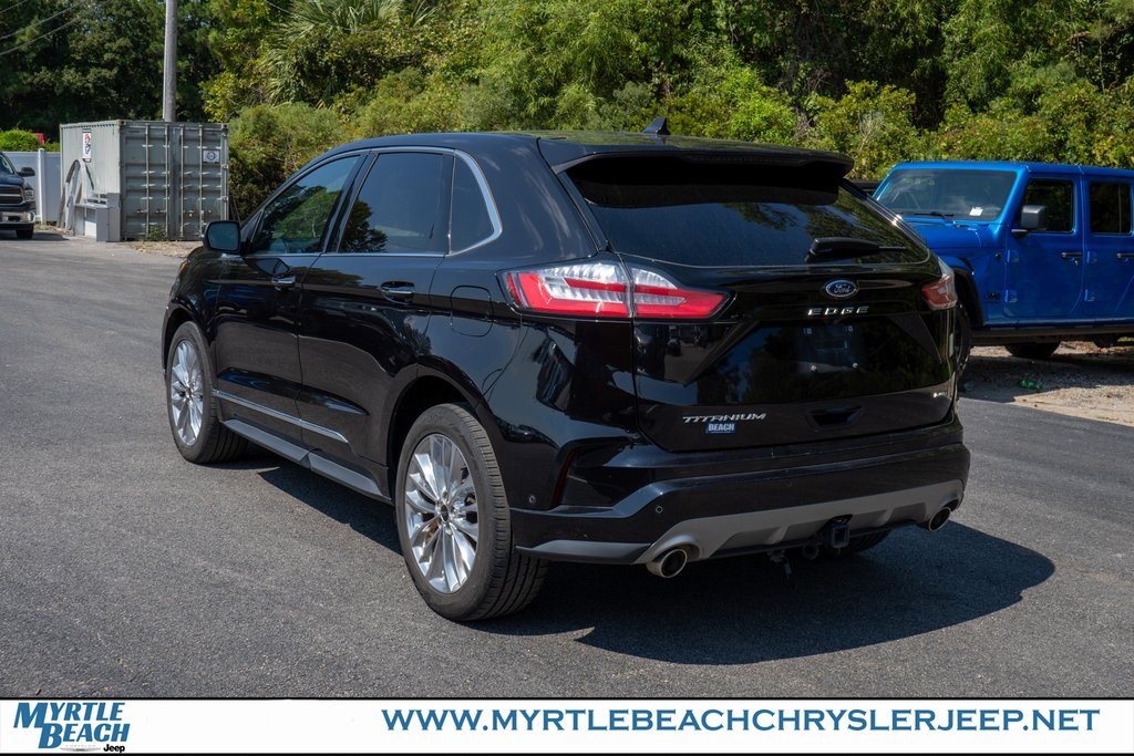 2022 Ford Edge Titanium photo 4