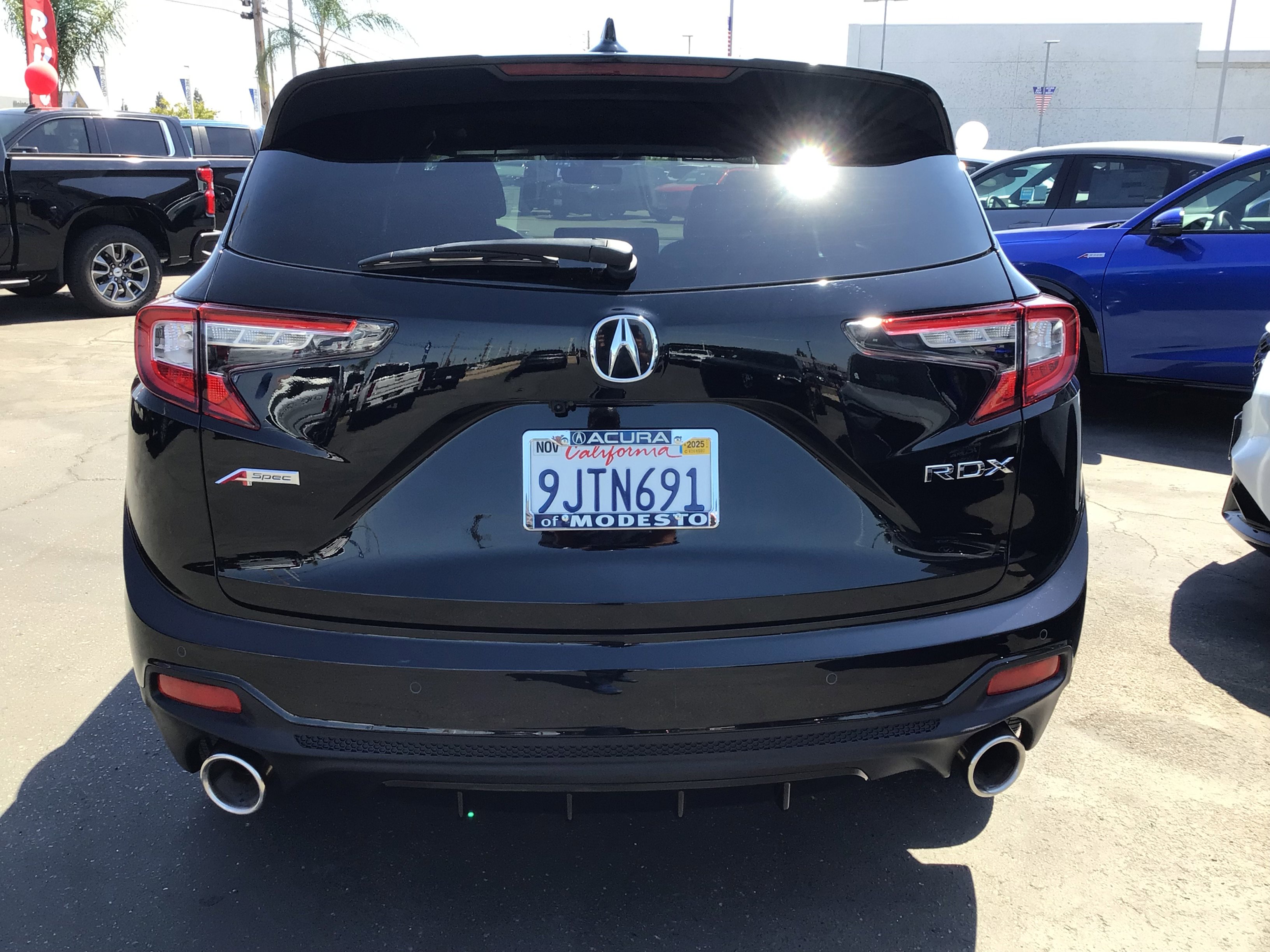 2023 Acura RDX A-Spec photo 4