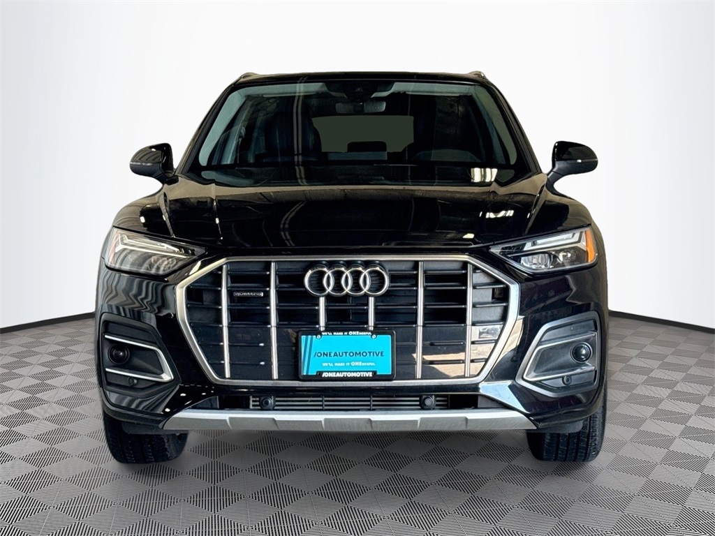 2022 Audi Q5 40 Premium photo 2