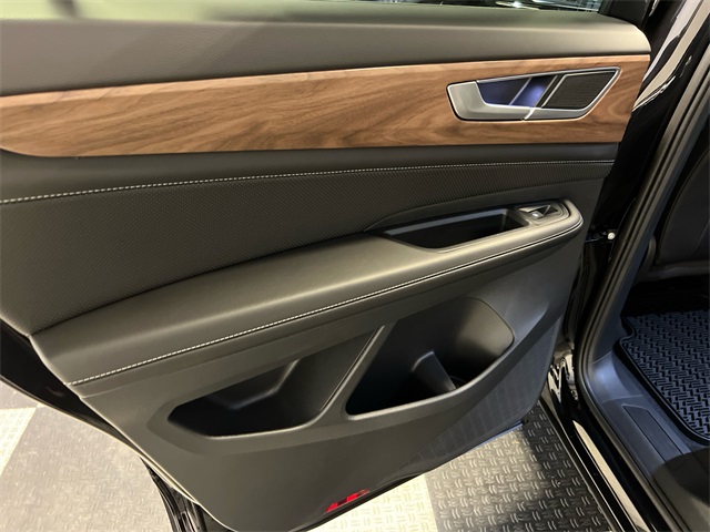 2026 Volkswagen Atlas SE photo 9