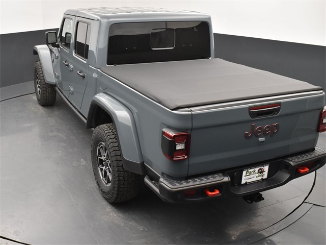 2025 Jeep Gladiator Rubicon photo 16