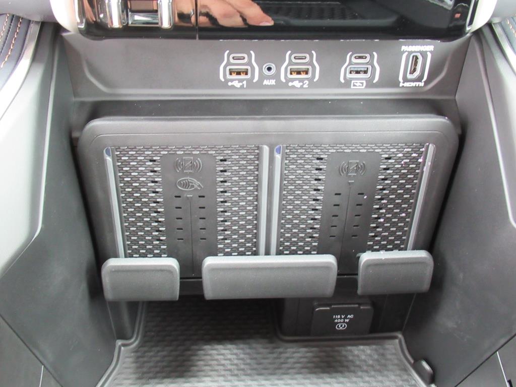 2025 Ram 1500 photo 24