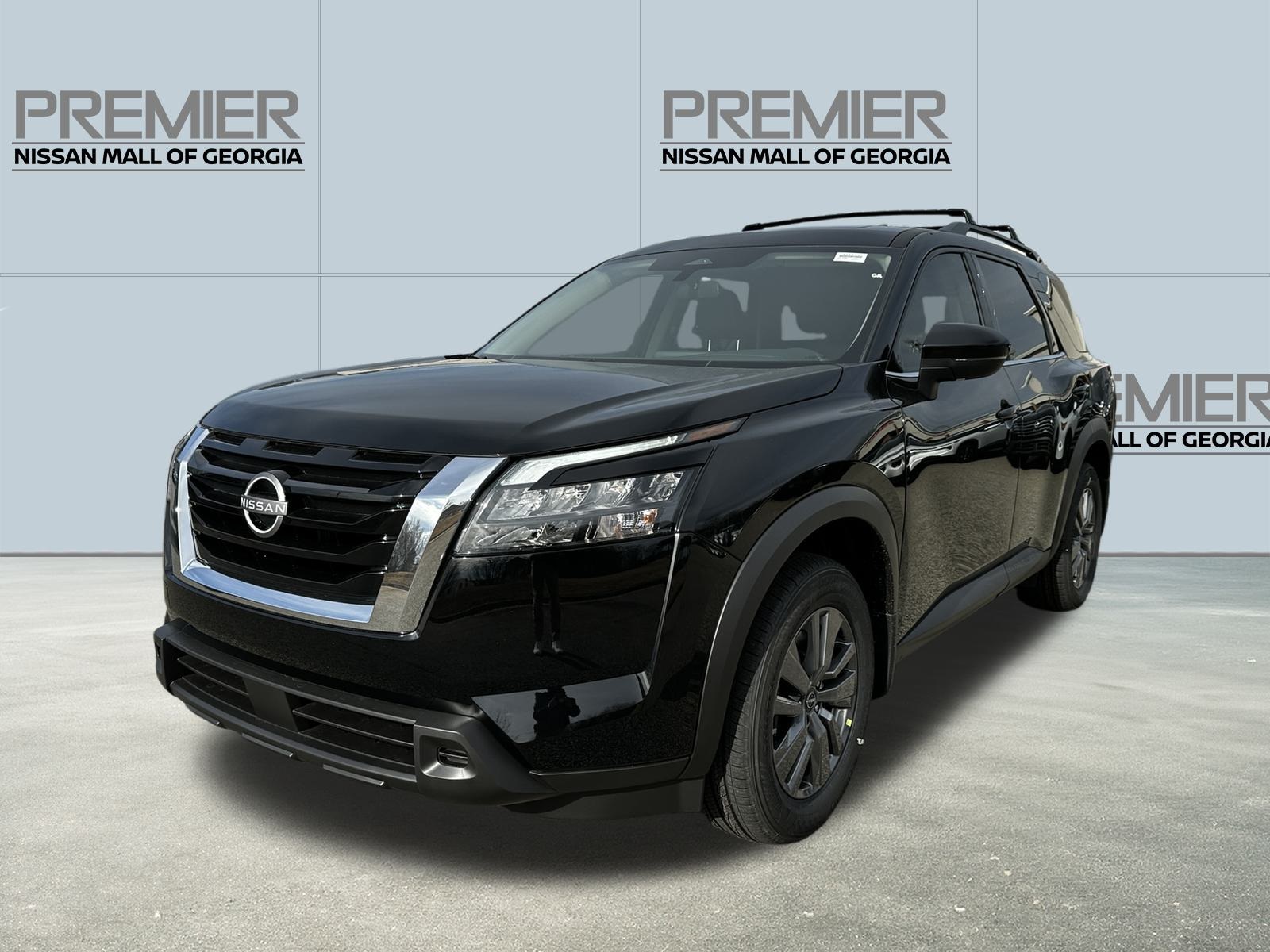 2025 Nissan Pathfinder SV's photo