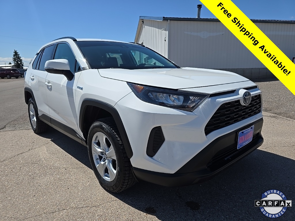 2019 Toyota RAV4 LE's photo