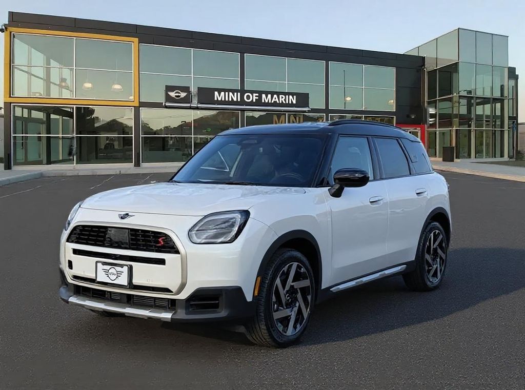 2026 MINI Countryman S's photo