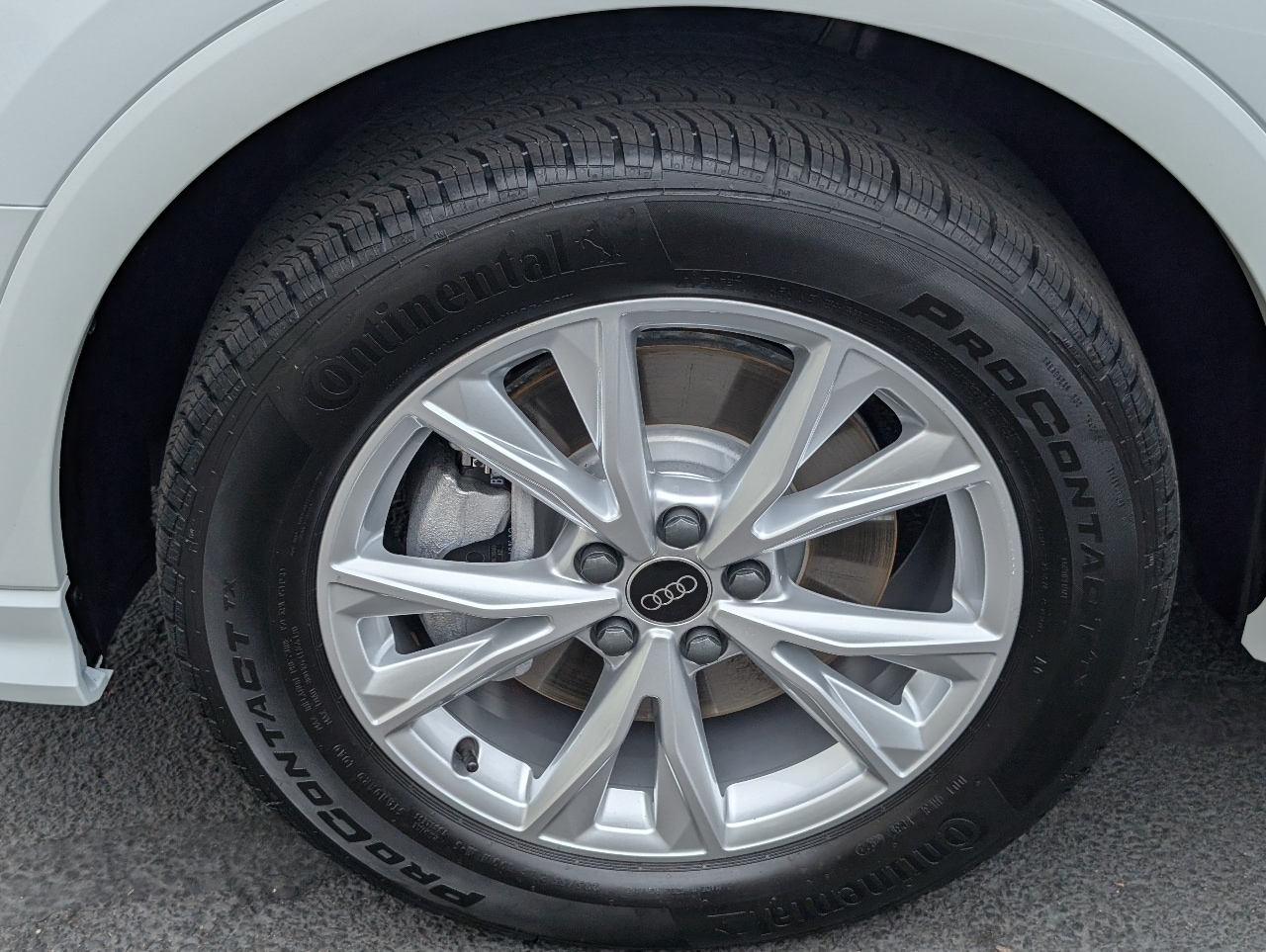 2025 Audi Q3 S line Premium photo 15