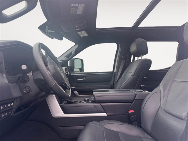 2022 Toyota Tundra Platinum CrewMax photo 9