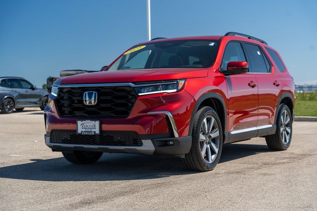 2025 Honda Pilot Touring photo 3