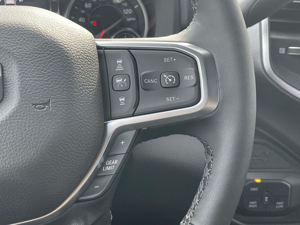 2026 Ram 2500 Big Horn photo 27