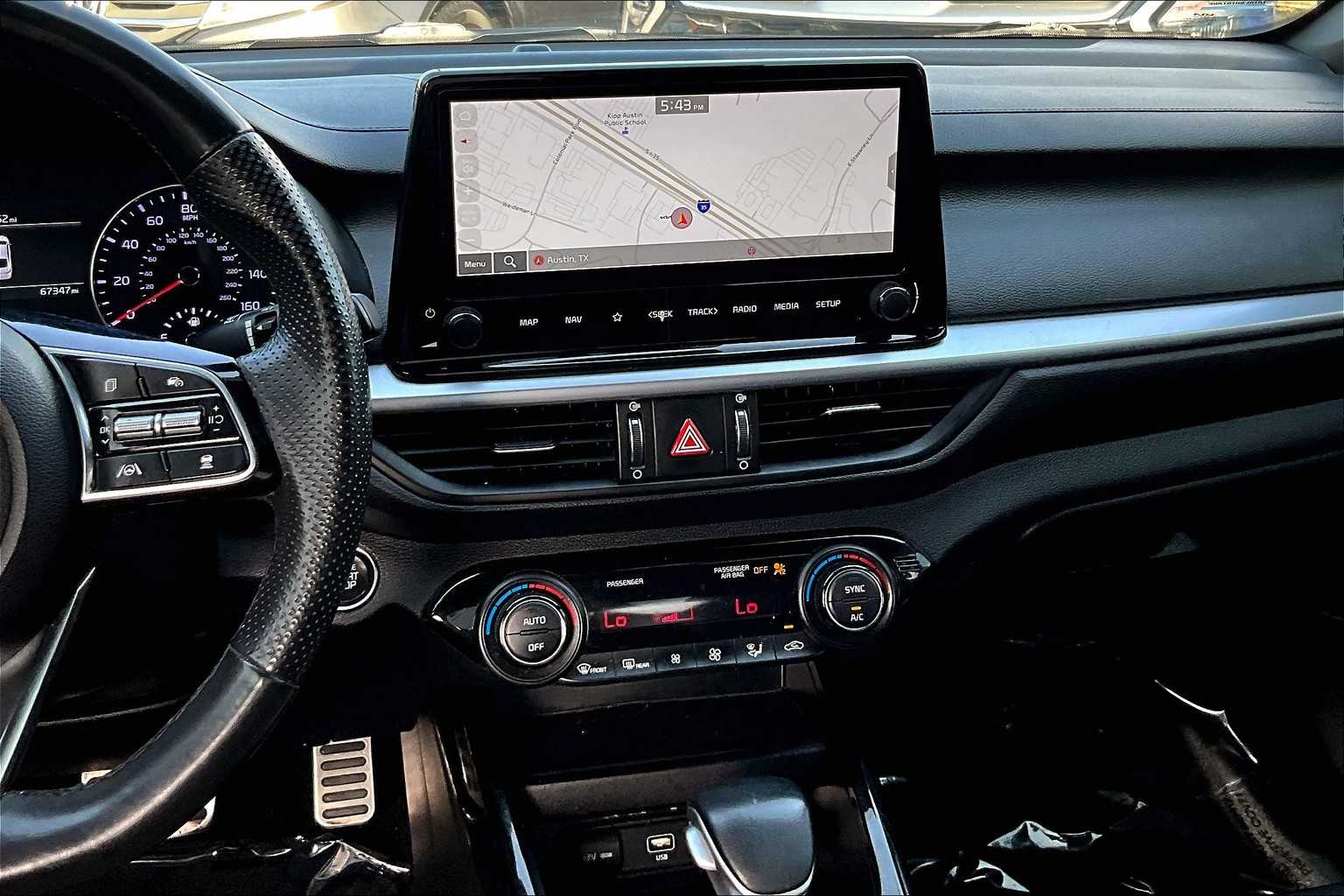 2024 Kia Forte GT-Line photo 6