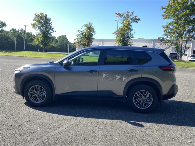 2023 Nissan Rogue S photo 4