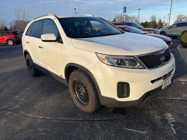 2015 Kia Sorento LX's photo