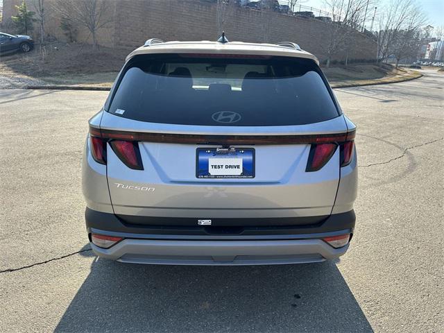 2025 Hyundai Tucson SEL photo 4