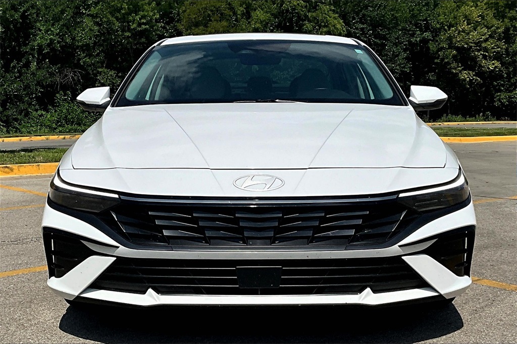 Used 2025 Hyundai Elantra Limited with VIN KMHLP4DG2SU927208 for sale in Kansas City
