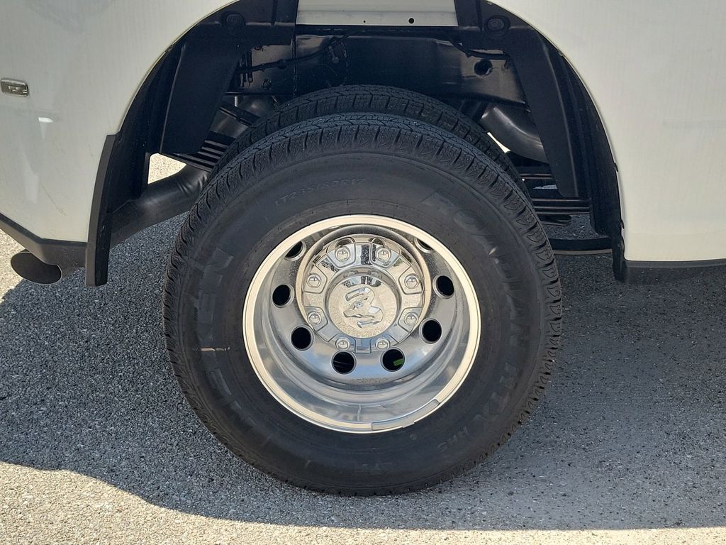 2025 Ram 3500 Tradesman photo 17